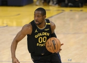 开云体育入口-勇士队球员替补表现亮眼，成为关键先发的简单介绍