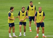 开云APP-关于法国队与波黑国家队的激烈竞争将掀起波澜的信息