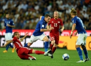 开云下载-关于欧预赛强强对决，比分胶着防守拦截无间的信息