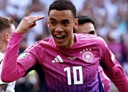 开云体育官方网站-欧洲球队大放异彩，取得连胜晋级