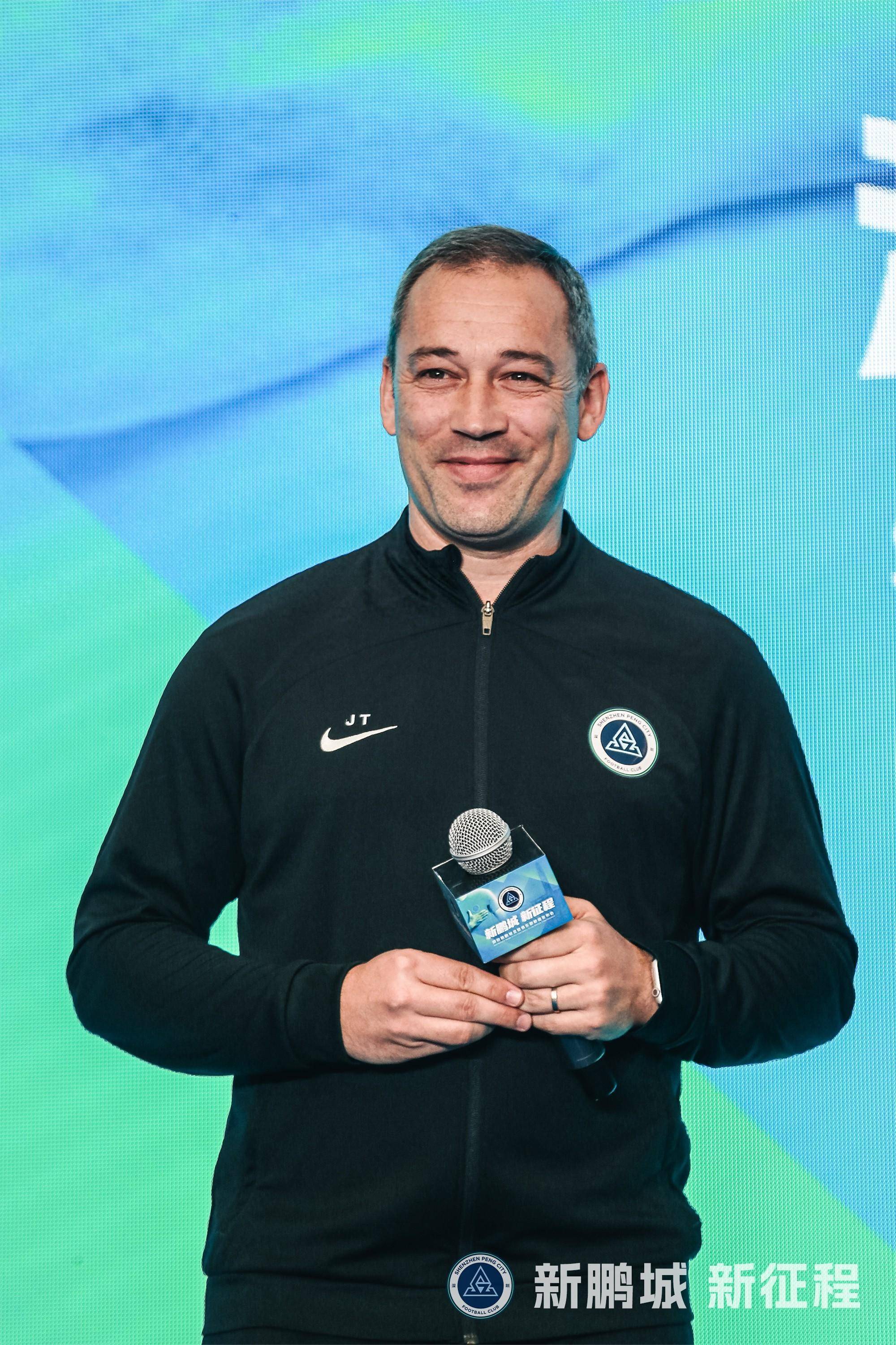 球队换帅引冲突,内部纷争升级!的简单介绍 球队换帅引冲突,内部纷争升级!的简单介绍