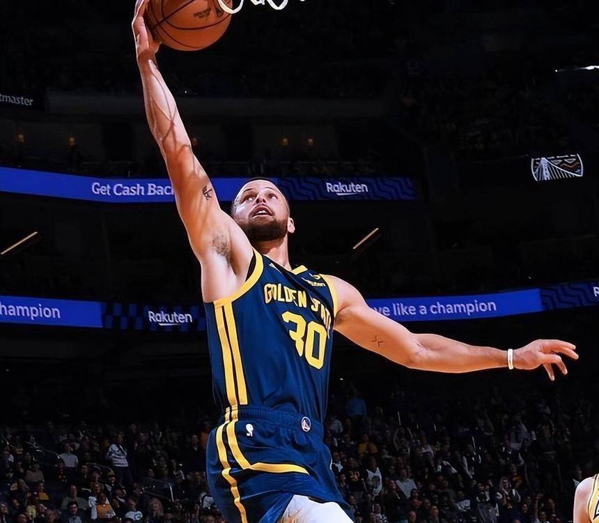 包含活塞关键时刻发挥，主场逆转夺胜的词条