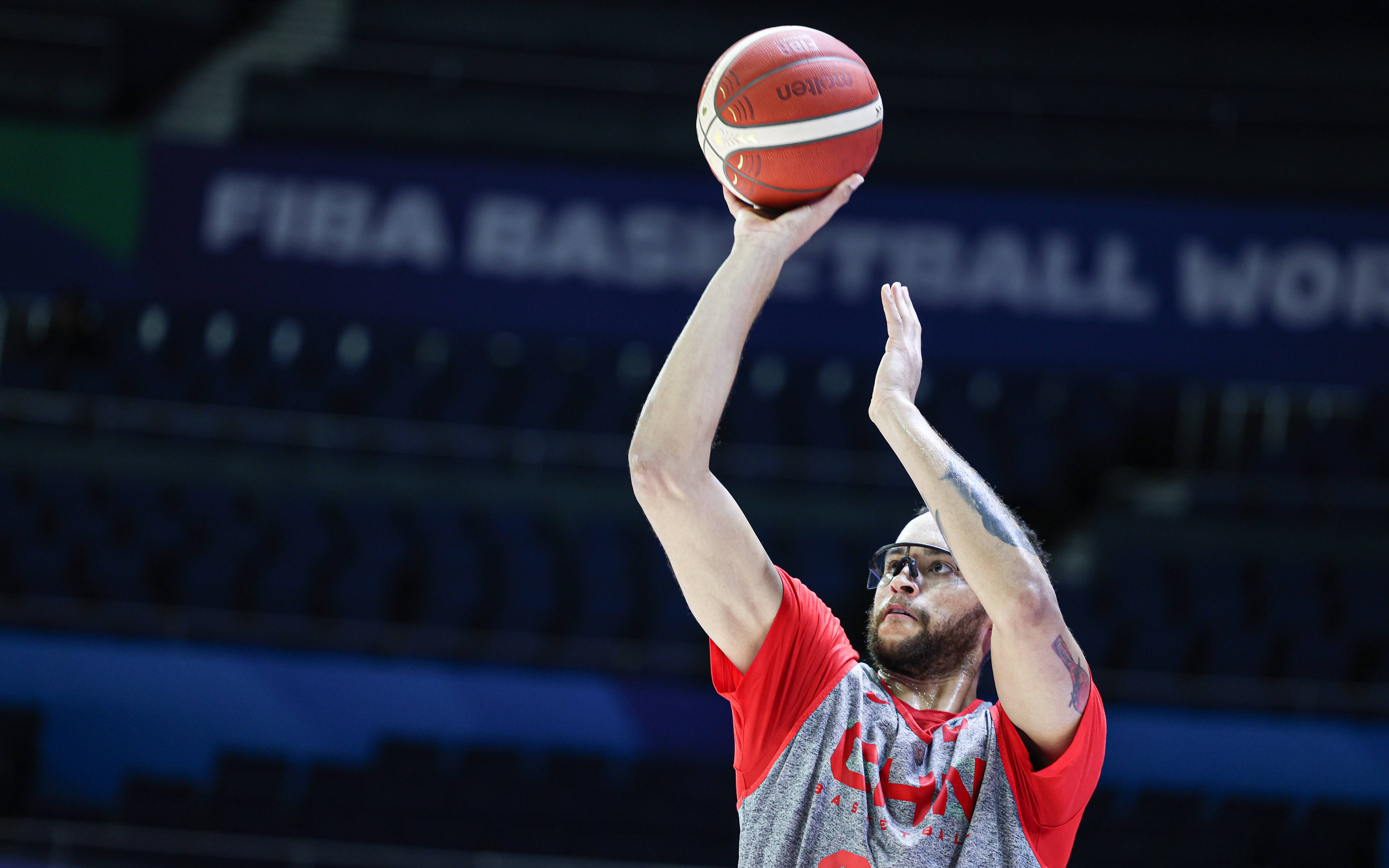 塞尔维亚队在比赛中遭遇对手反扑