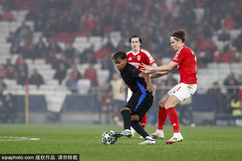 包含命运之战：马德里双雄再战，火药味十足的词条