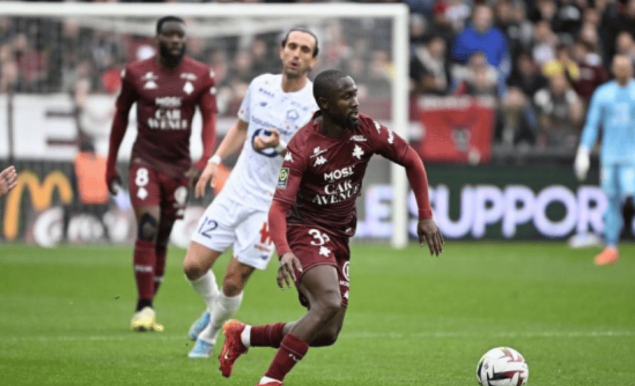 包含圣埃蒂安客场制胜,赢得关键三分保持中游位置的词条 包含圣埃蒂安客场制胜,赢得关键三分保持中游位置的词条