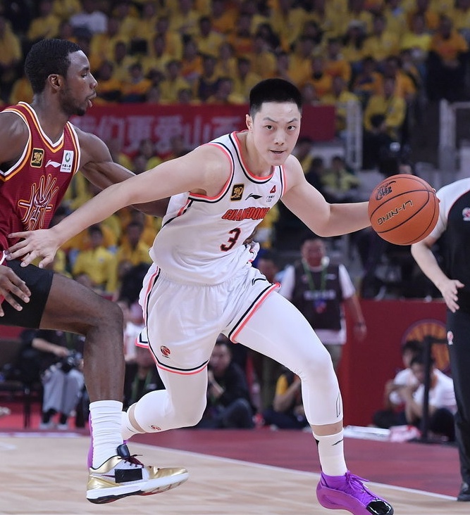 包含瑞士士官学院客场不敌洛里昂,遭遇两连败的词条 包含瑞士士官学院客场不敌洛里昂,遭遇两连败的词条