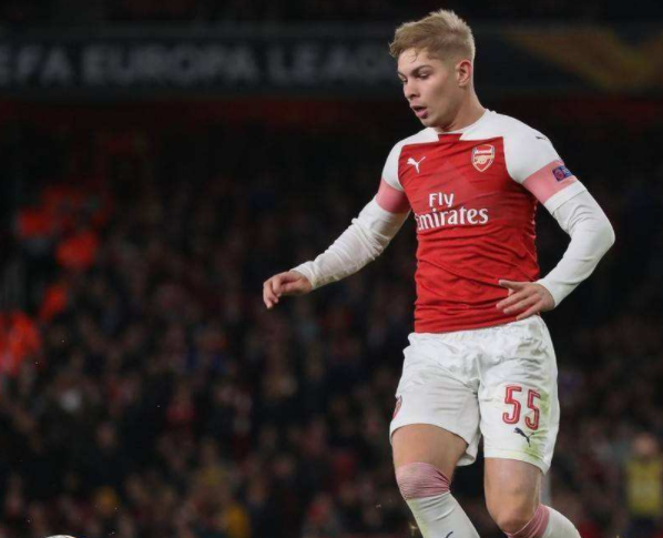 阿森纳客场告捷，拉卡泽特梅开二度，枪手气势如虹的简单介绍