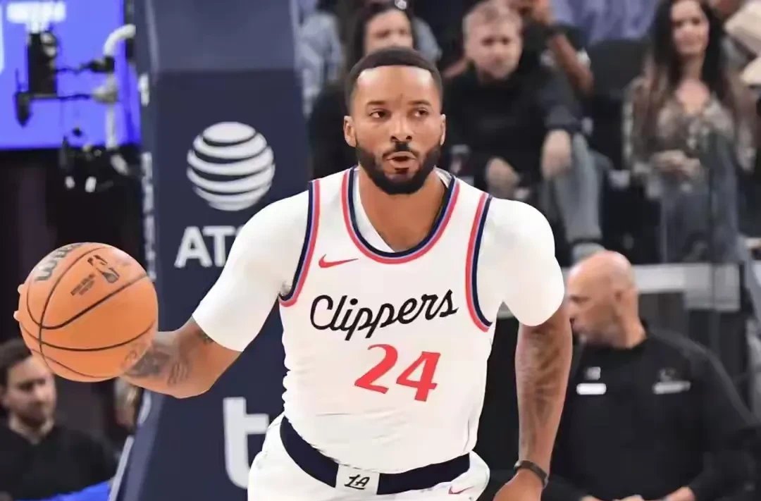 关于爵士队控卫因伤缺席比赛球队被逼做出调整的信息 关于爵士队控卫因伤缺席比赛球队被逼做出调整的信息