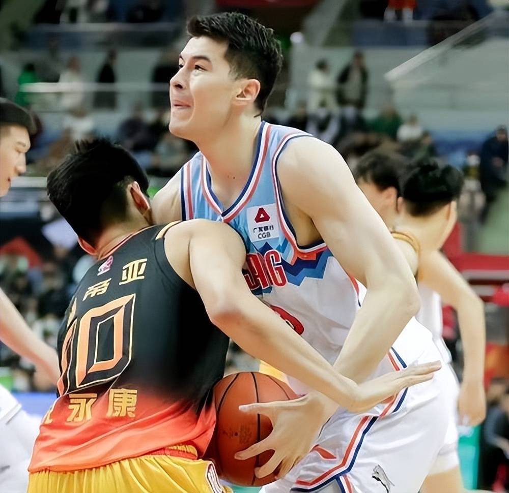 浙江男篮大比分屠杀,轻松征服对手 浙江男篮大比分屠杀,轻松征服对手