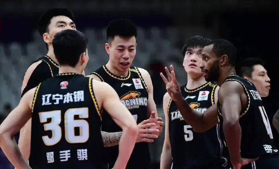 黑马球队崭露头角,篮球世界将迎来新变革的简单介绍 黑马球队崭露头角,篮球世界将迎来新变革的简单介绍