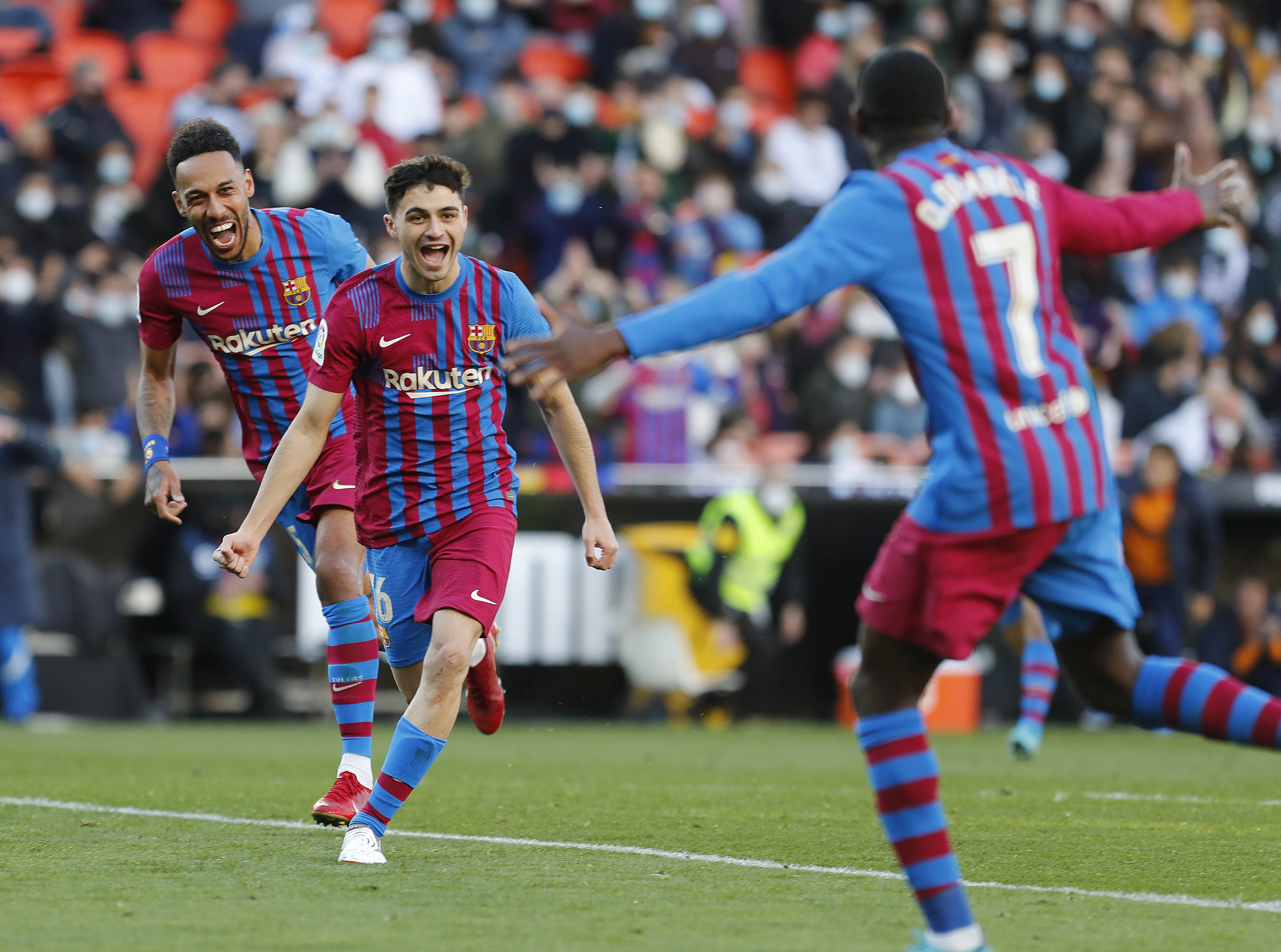 包含卡迪斯迎战格拉纳达:力求取胜的对决的词条 包含卡迪斯迎战格拉纳达:力求取胜的对决的词条