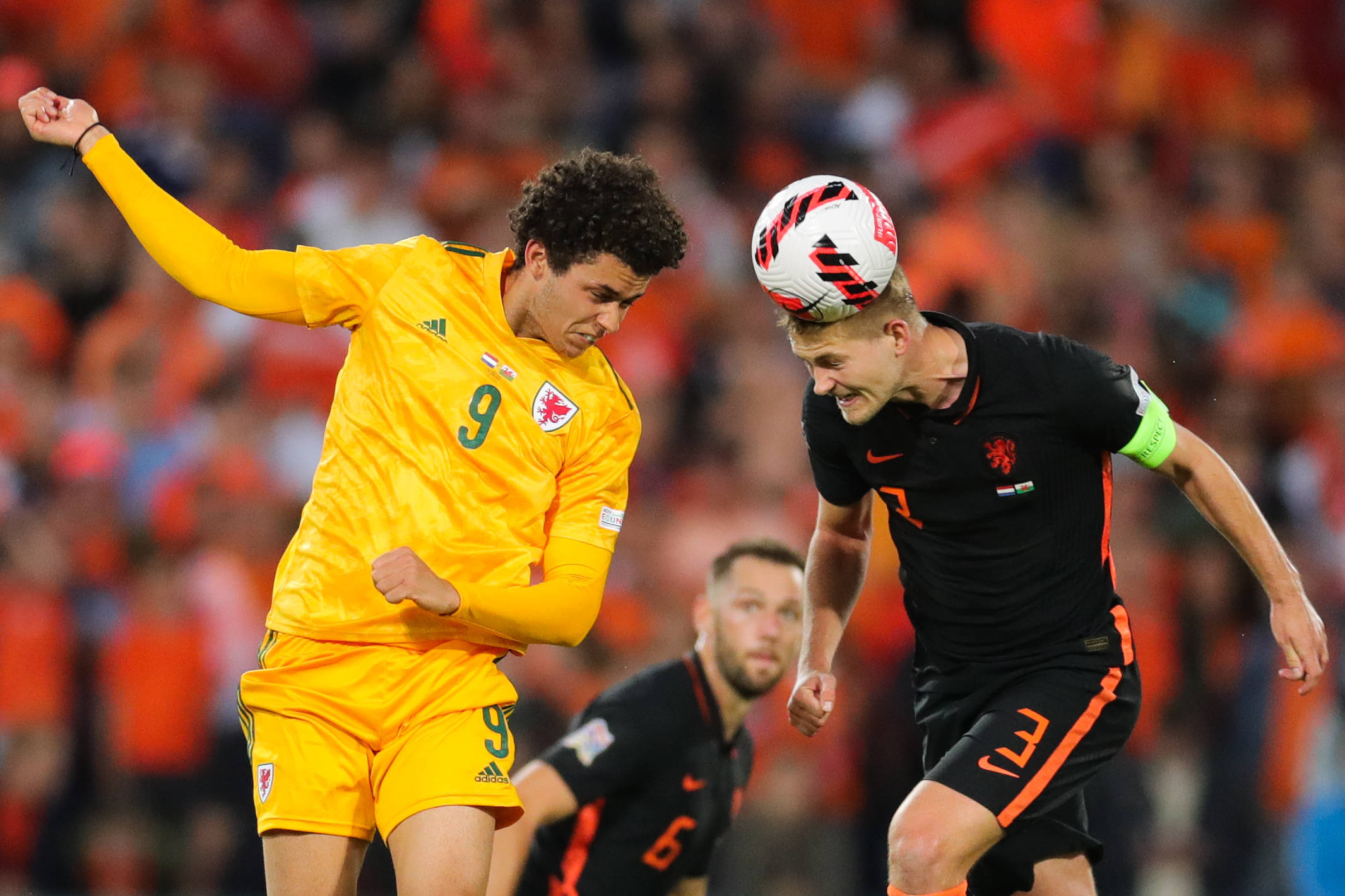 匈牙利击败威尔士，夺得重要胜利