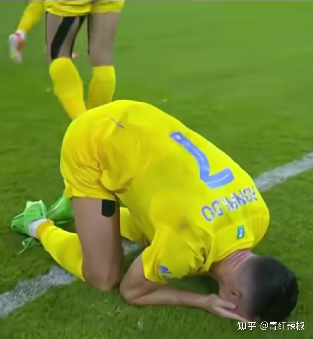 包含斯洛文尼亚奇迹出现,晋级淘汰赛的词条 包含斯洛文尼亚奇迹出现,晋级淘汰赛的词条