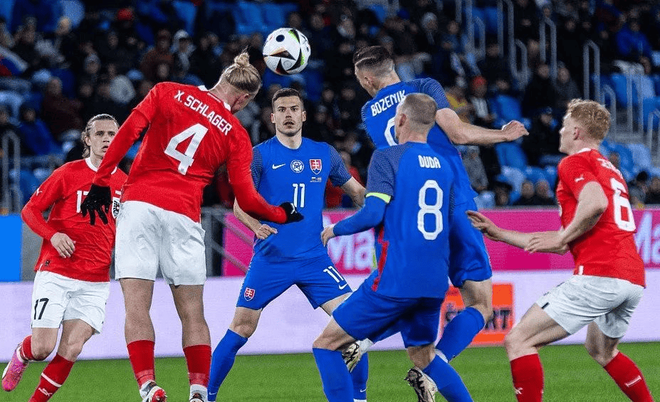 包含罗马尼亚主场比惨败斯洛伐克，遭遇大败的词条