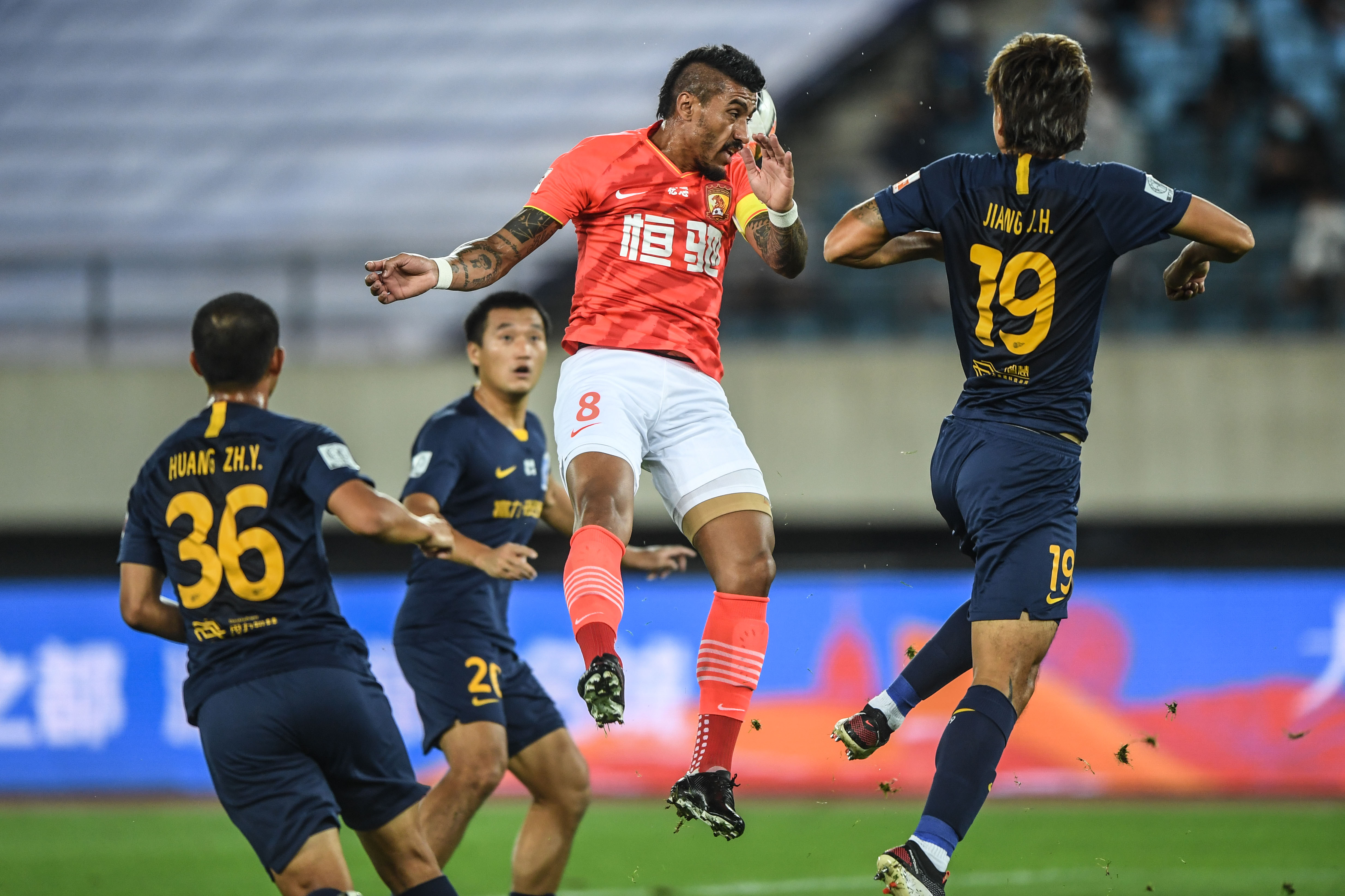 富力客场挑战广州恒大,夺回尊严的机会的简单介绍 富力客场挑战广州恒大,夺回尊严的机会的简单介绍