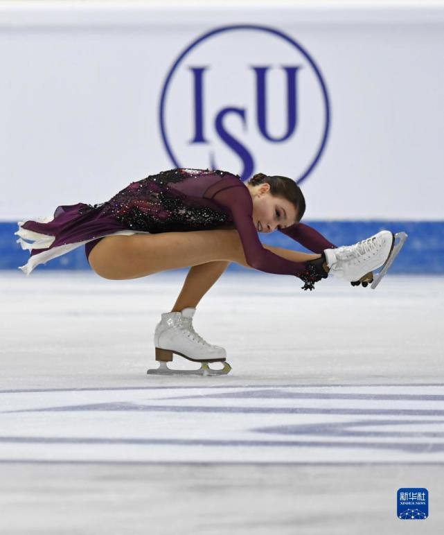 包含瑞士选手在女子花样滑冰比赛中斩获铜牌的词条 包含瑞士选手在女子花样滑冰比赛中斩获铜牌的词条