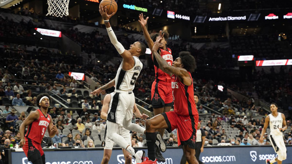 纽约举行乒乓球比赛,火箭表现惊险的简单介绍 纽约举行乒乓球比赛,火箭表现惊险的简单介绍