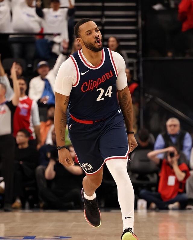 关于快船主场力克灰熊,豪取三连胜!的信息 关于快船主场力克灰熊,豪取三连胜!的信息