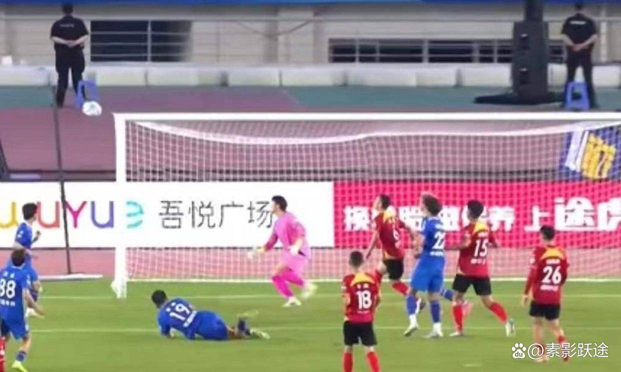 包含精彩进球集锦,球迷观赏热情高涨的词条 包含精彩进球集锦,球迷观赏热情高涨的词条