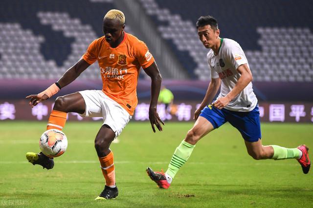 包含青岛黄海整体实力不容小觑，争取更多胜利的词条