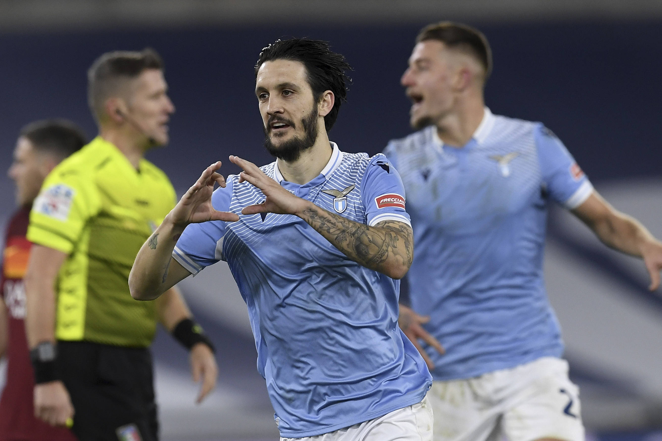 关于维罗纳客场不敌拉齐奥，连续失利的信息