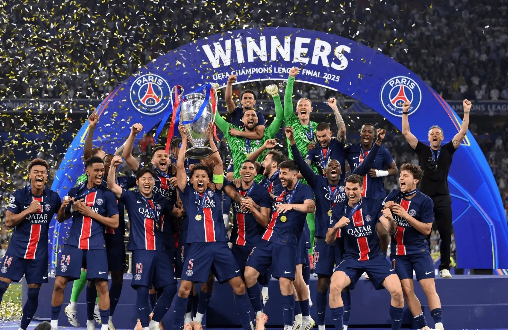 法甲联赛投入激情，欧洲足球局面扑朔迷离的简单介绍