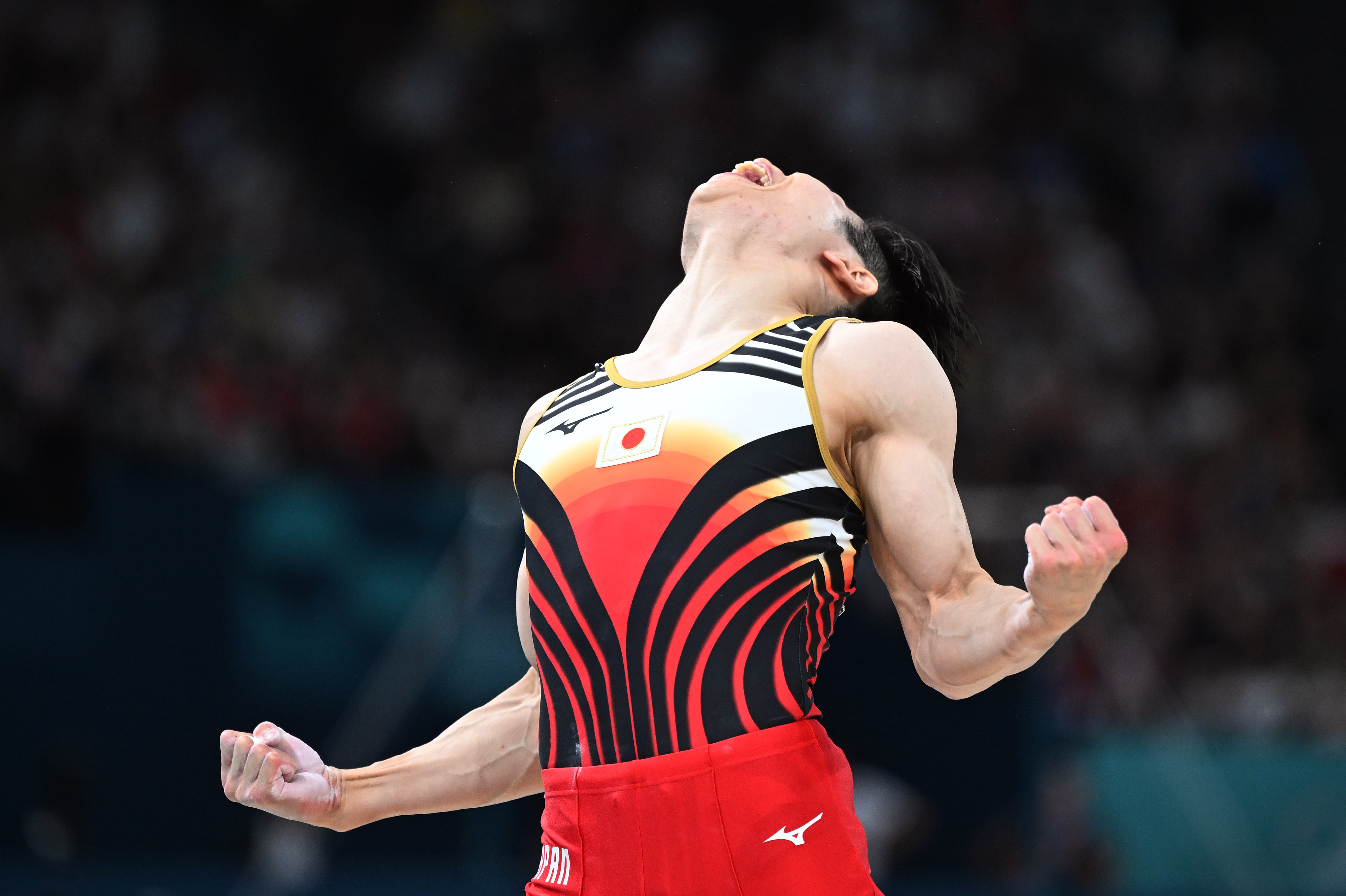 关于体操选手刷新世界纪录,震撼全场的信息 关于体操选手刷新世界纪录,震撼全场的信息