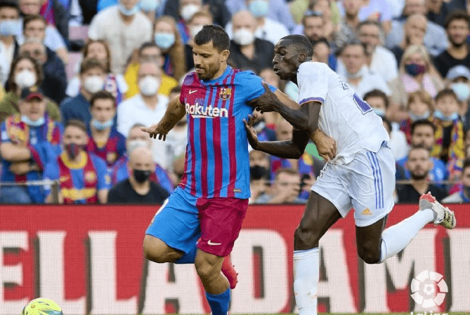 包含焦点大战:冰球上演巅峰碰撞的词条 包含焦点大战:冰球上演巅峰碰撞的词条