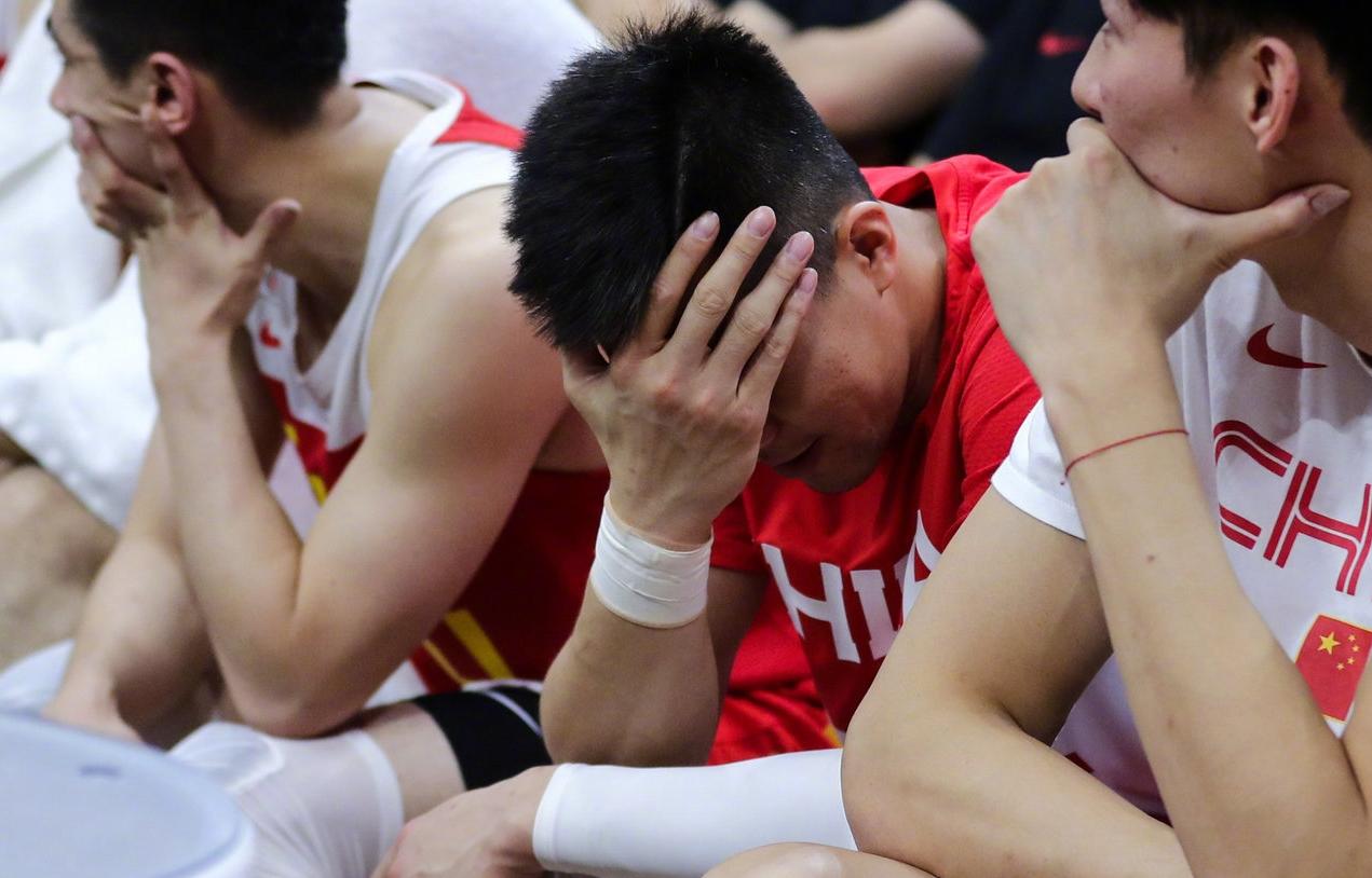 波兰队险胜中国队，奥恰洛夫扛起全队